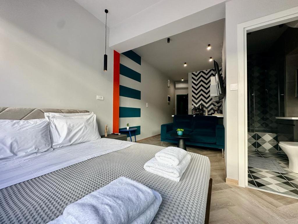 Апартаменты Ermou Funky Lofts Афины Экстерьер фото