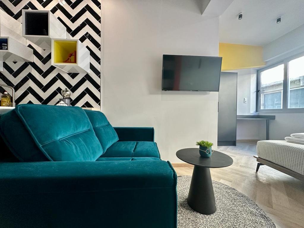 Апартаменты Ermou Funky Lofts Афины Экстерьер фото