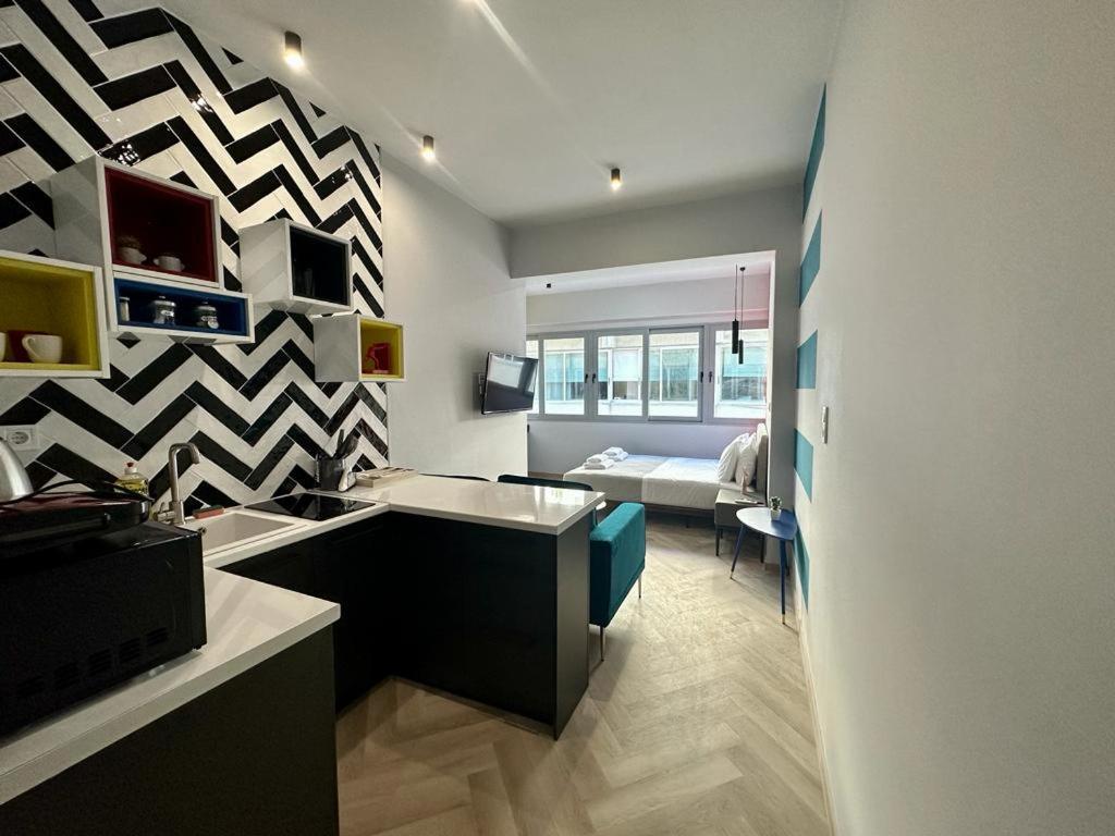 Апартаменты Ermou Funky Lofts Афины Экстерьер фото