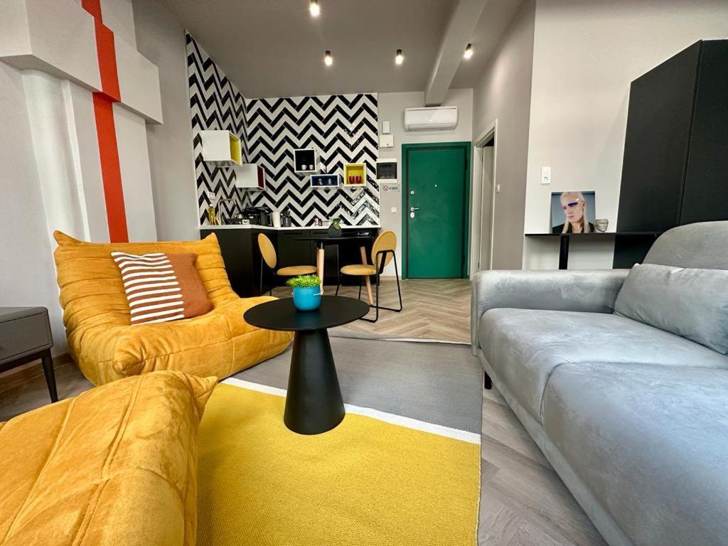 Апартаменты Ermou Funky Lofts Афины Экстерьер фото